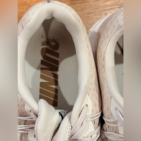 Nike Women's Athletic Shoes - cream  and gold - Picture 7 of 8